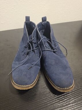 Men's Navy Suede Chukka Boots - Lace-Up Casual Comfort